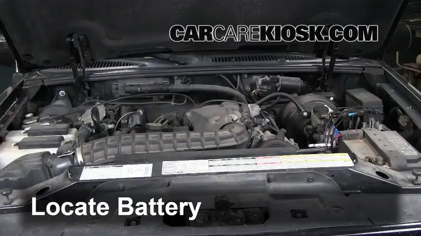 2000 Ford Explorer XLS 4.0L V6 Battery Jumpstart